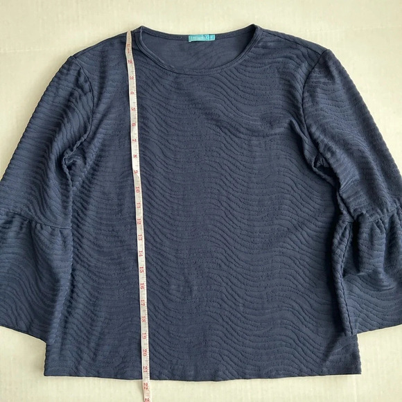 J. McLaughlin Women’s Blue Kyla Textured Bell Sleeve Top Small - Picture 5 of 12
